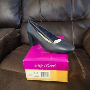 Easy Street womens Proper Dress Pump, Navy, 9 Wide US